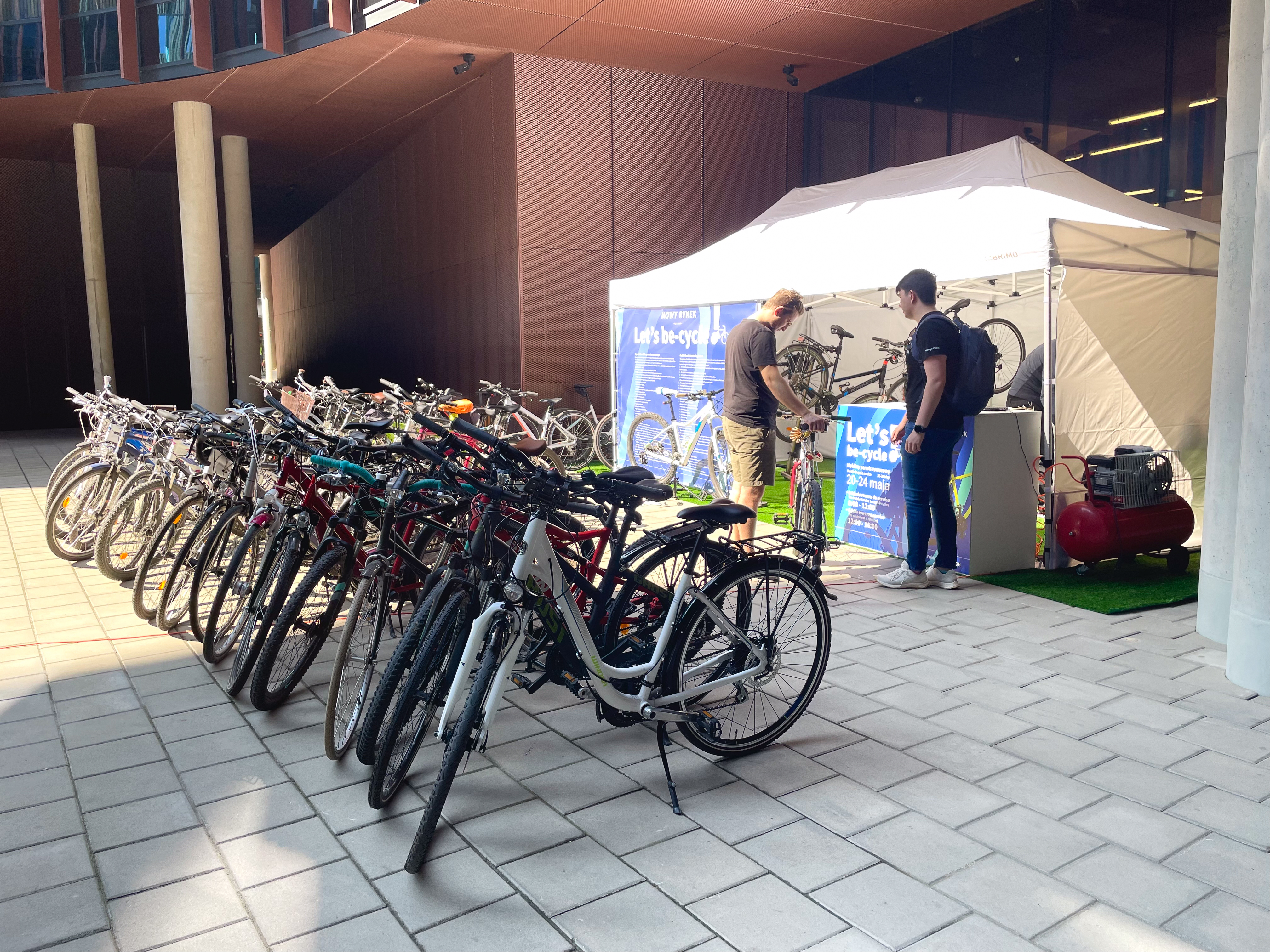 Cykelservice vid Nowy Rynek D